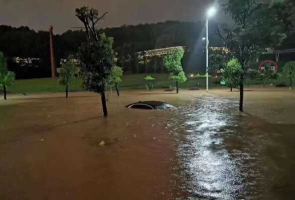 好多城市都被淹了，请问有哪个城市的排水系统经得起暴雨的考验,哪里淹了2023-图2