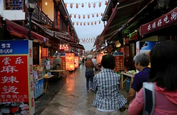 安顺小吃街在哪里（安顺 小吃街）-图1