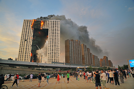 2016年3月27日今天大连什么地方着火了,大连刚刚发生火灾-图1