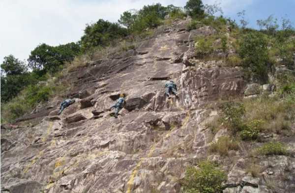 厦门哪里有攀岩的地方（泉州哪里可以爬山）-图1